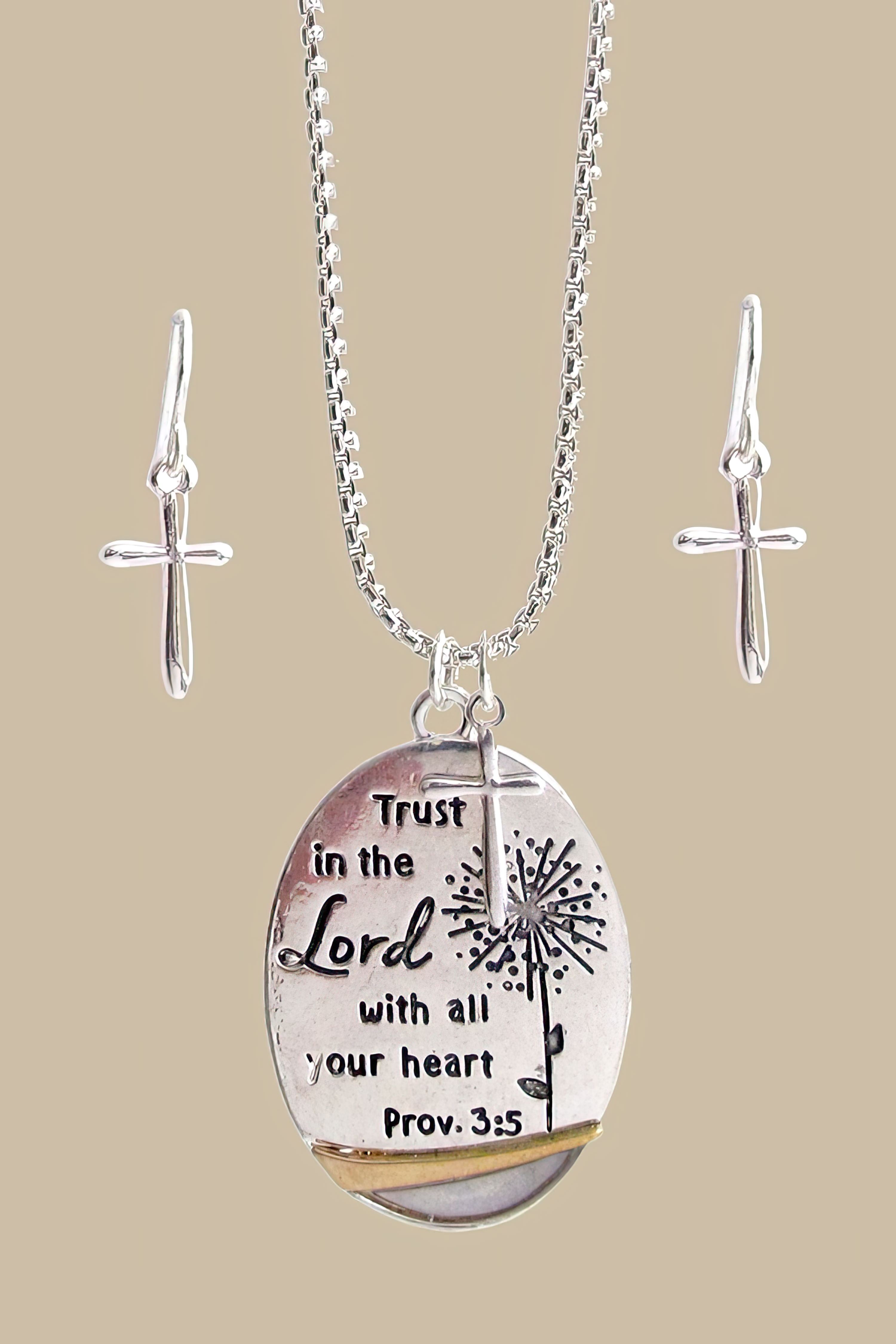 necklace