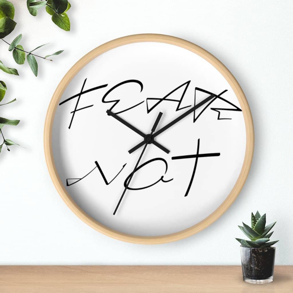 Wall clock "Fear Not" in 2 Frame Colors and 2 Hand Colors (4394316628062)