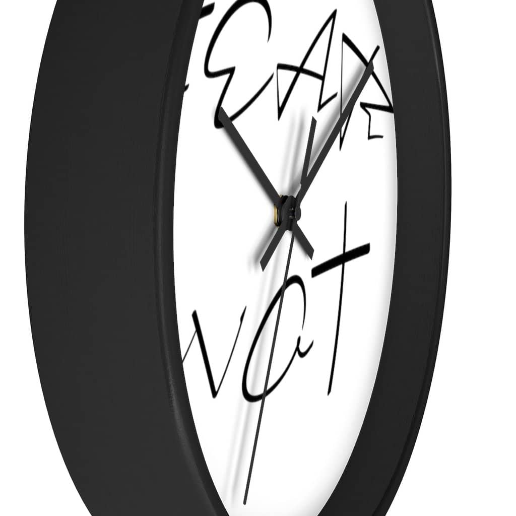 Wall clock "Fear Not" in 2 Frame Colors and 2 Hand Colors (4394316628062)