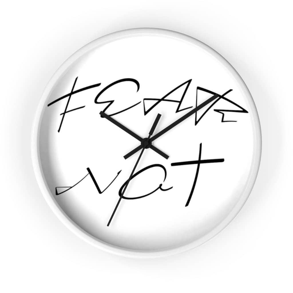 Wall clock &quot;Fear Not&quot; in 2 Frame Colors and 2 Hand Colors (4394316628062)