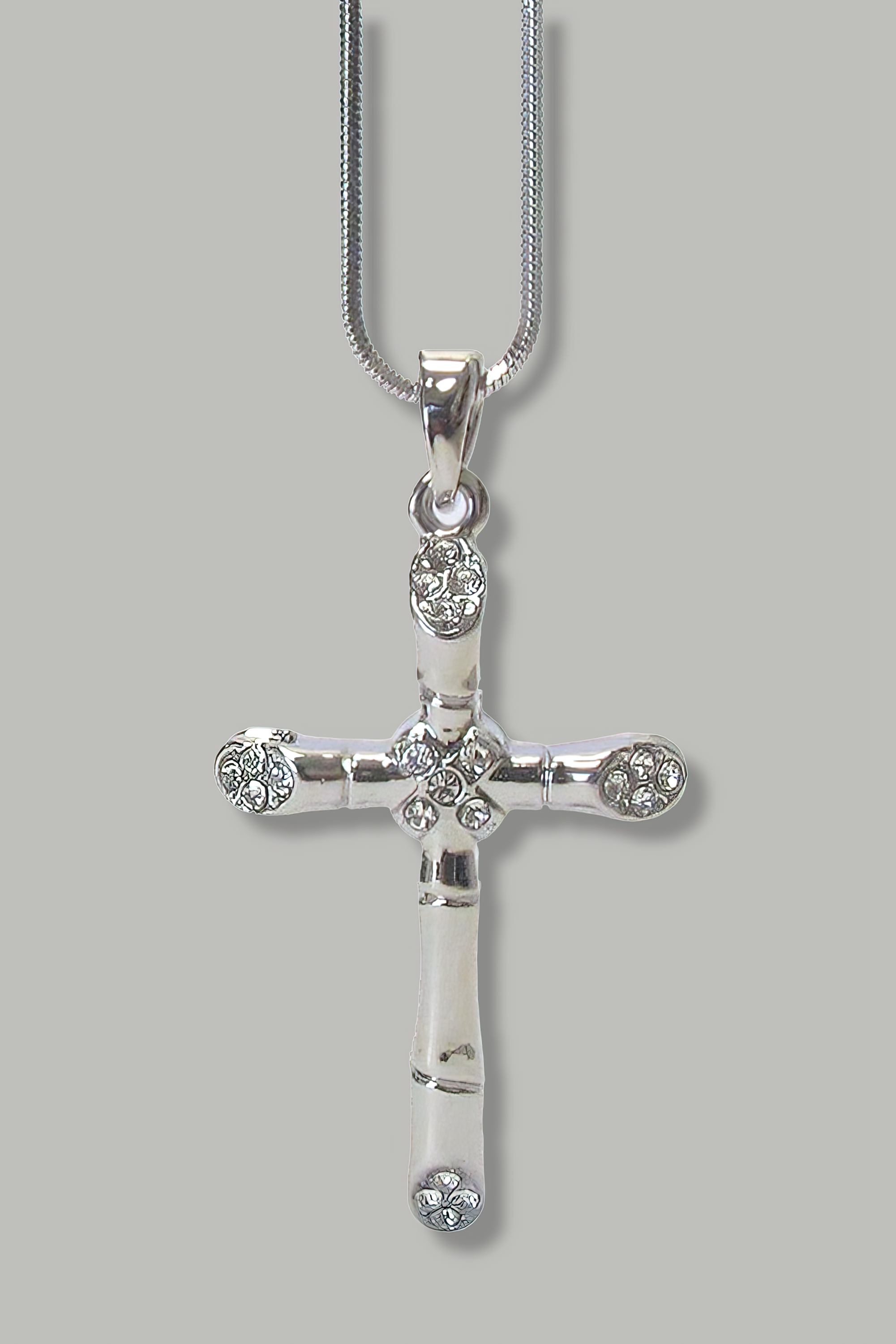 Cross Pendant Necklace