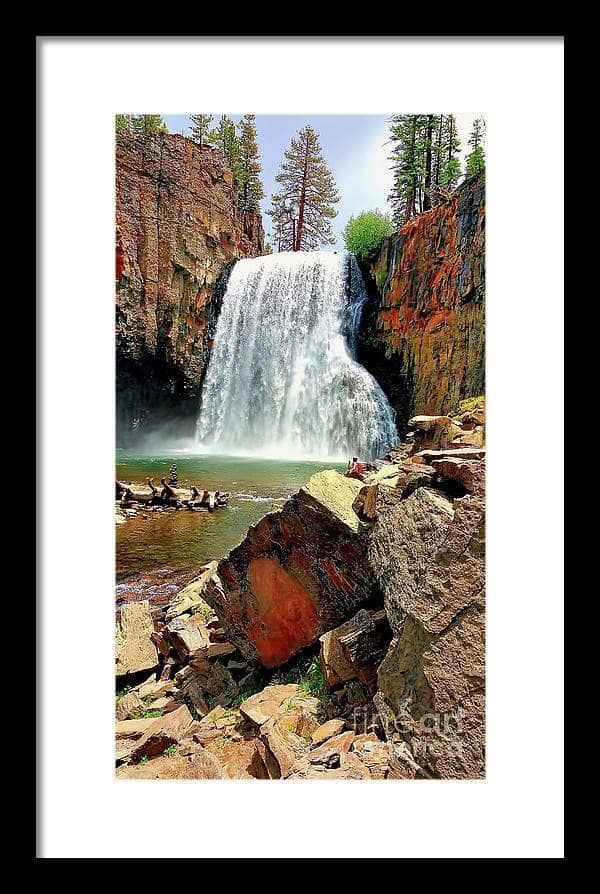 Rainbow Falls 17 - Framed Print