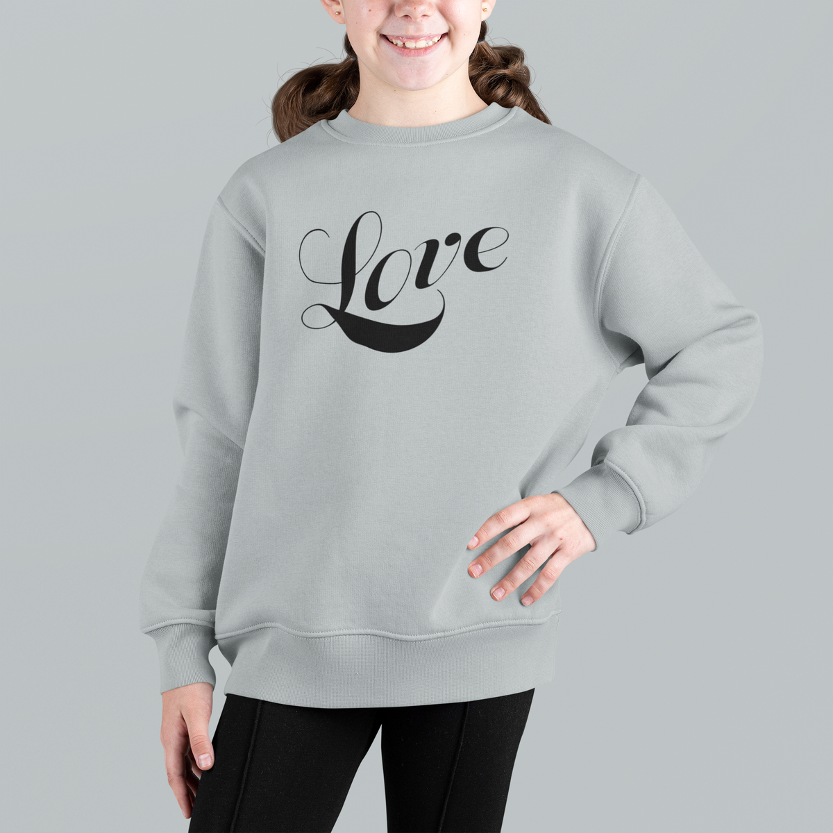 Kids&#39; Crewneck Sweatshirt &quot;Love&quot; Black Font